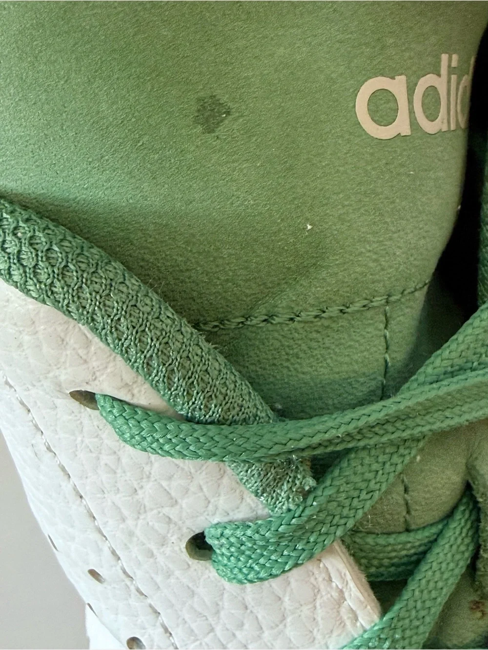 adidas Advantage 2.0 White Preloved Green Gum Sole Sneakers Men 14 IG9172